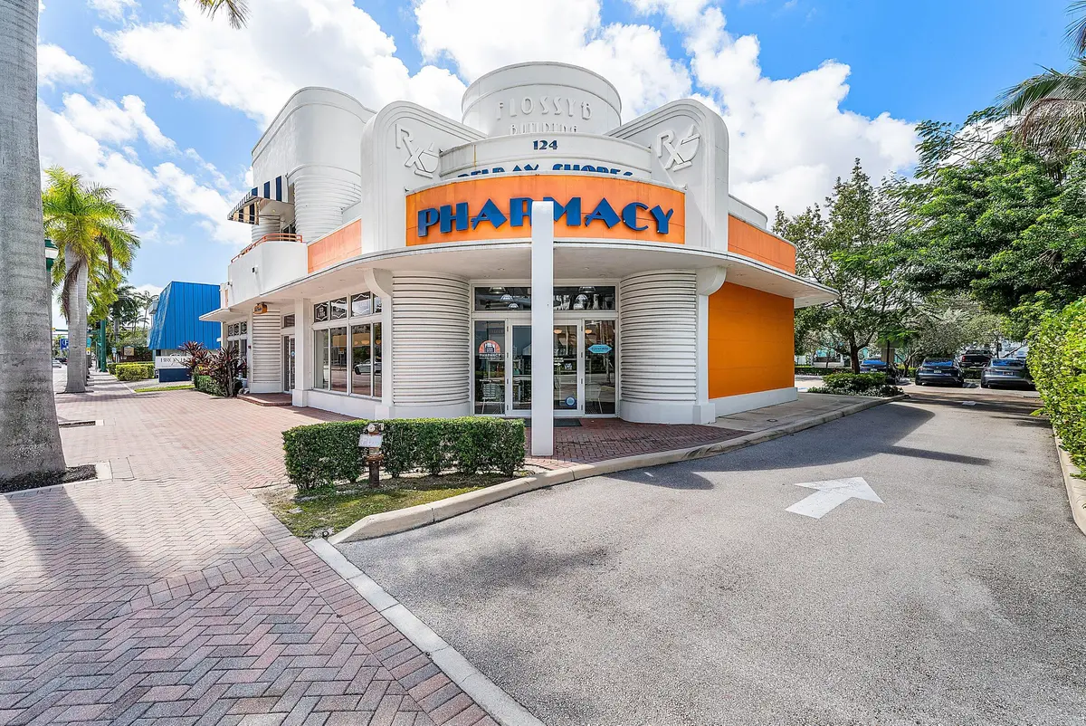 002-124Northeast5thAvenue-DelrayBeach-FL at 124 NE 5th Avenue, Delray Beach