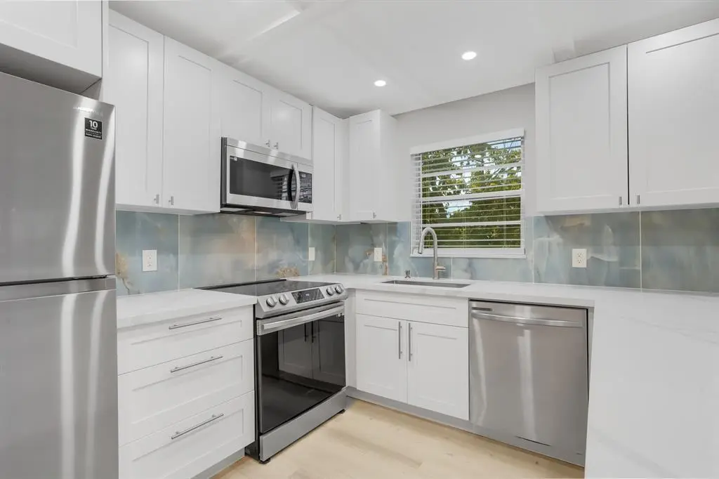 40 Prescott B, Deerfield Beach, FL – photo 2