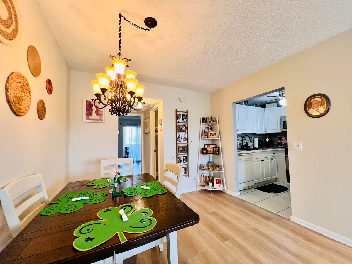 Dining to Kitchen at 334 Southampton B, West Palm Beach