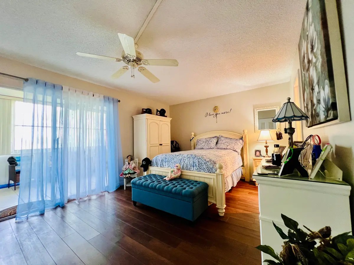 Large Bedroom Suite at 334 Southampton B, West Palm Beach