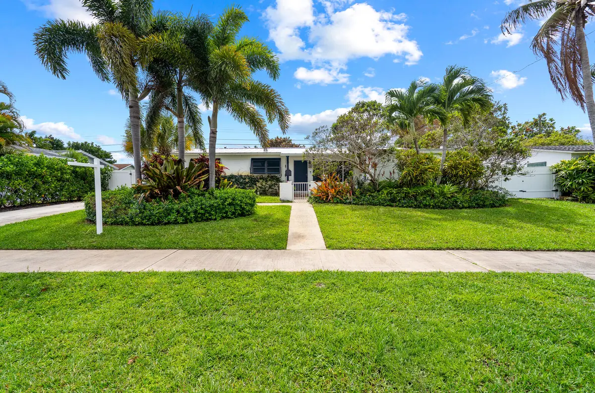 Front Exterior at 520 Flotilla Road, North Palm Beach