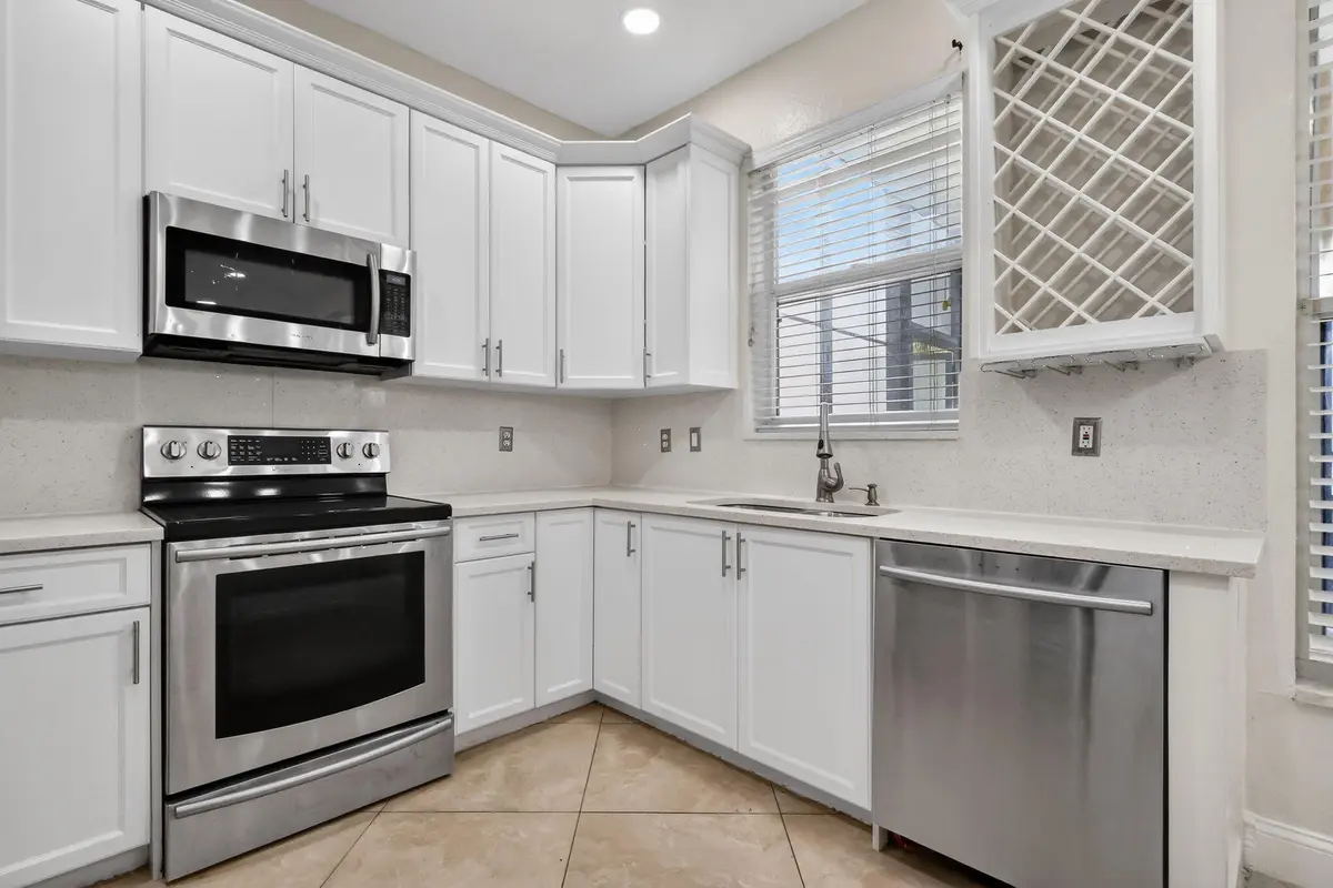 23-web-or-mls-F14A2844 at 5033 Polaris Cove, Greenacres