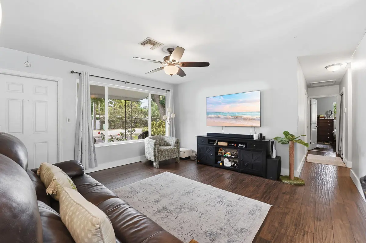 Living Room at 2725 NE 6th Avenue, Wilton Manors