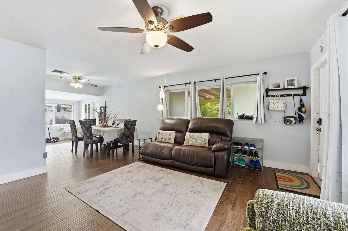 Living Room at 2725 NE 6th Avenue, Wilton Manors