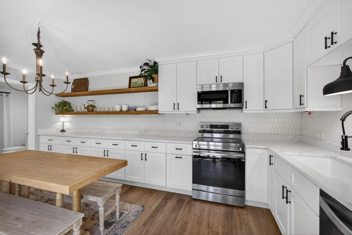 Kitchen at 711 7th Lane, Palm Beach Gardens