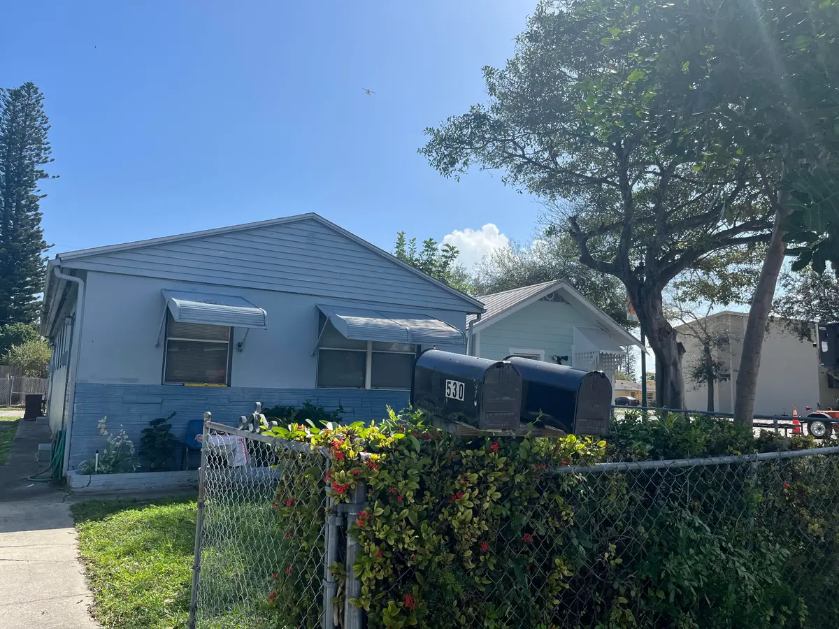 IMG_7908 at 530 S C Street, Lake Worth Beach