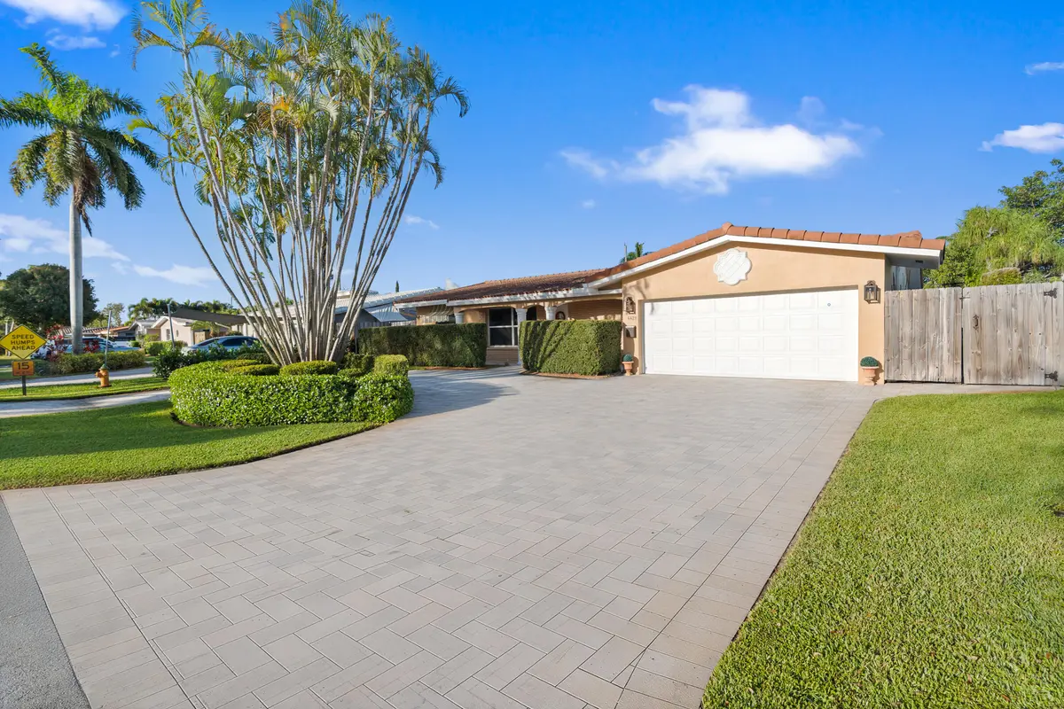 DSC05439 at 4421 NE 16th Terrace, Oakland Park