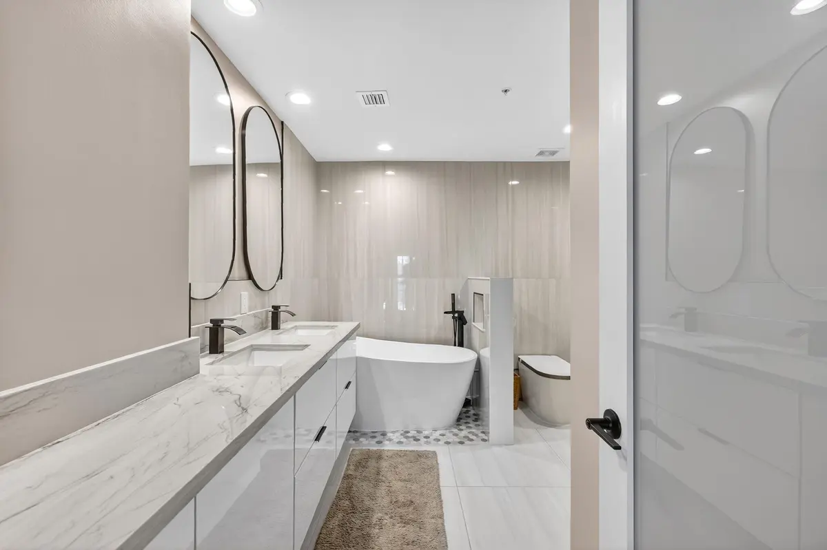 31-web-or-mls-8I8A3796 at 724 SW 1st Avenue, Pompano Beach