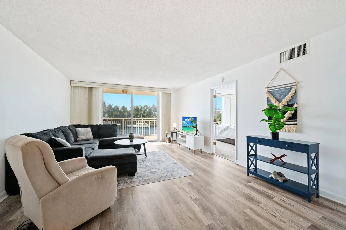 6-web-or-mls-1050-hillsboro-mile-203w at 1050 Hillsboro Mile Unit 203w, Hillsboro Beach