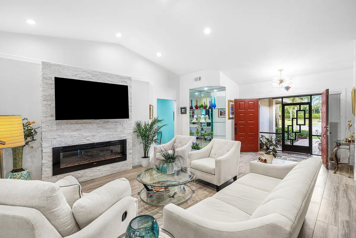 Terrific Sunsets From the Front at 5664 Willow Creek Court, Delray Beach
