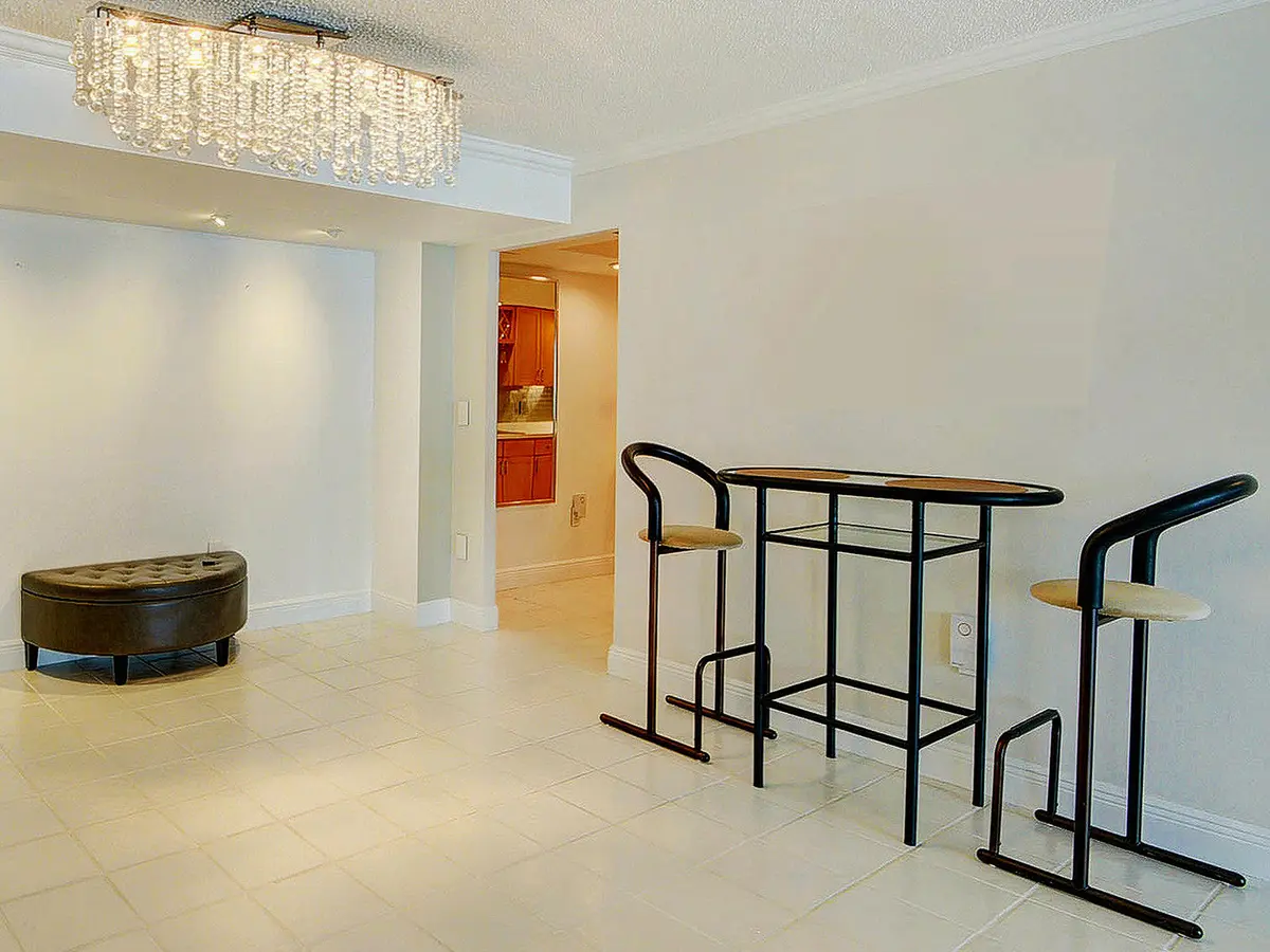 Dining Area at 3460 S Ocean Boulevard 7110, Palm Beach