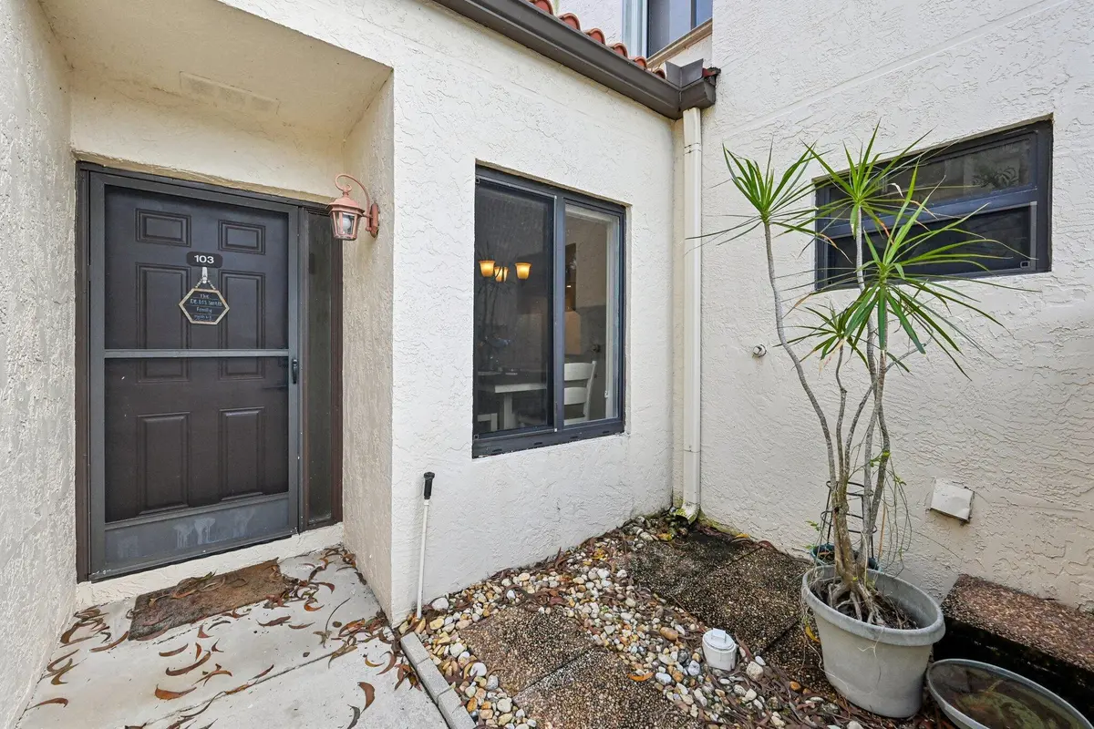Entrance at 22 Via De Casas 103, Boynton Beach