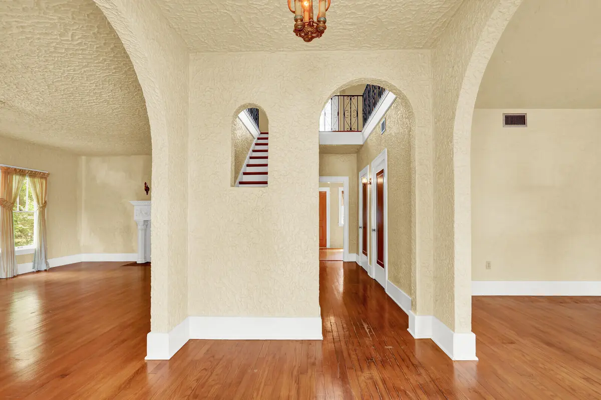 Charming at 322 Westminster Road, West Palm Beach