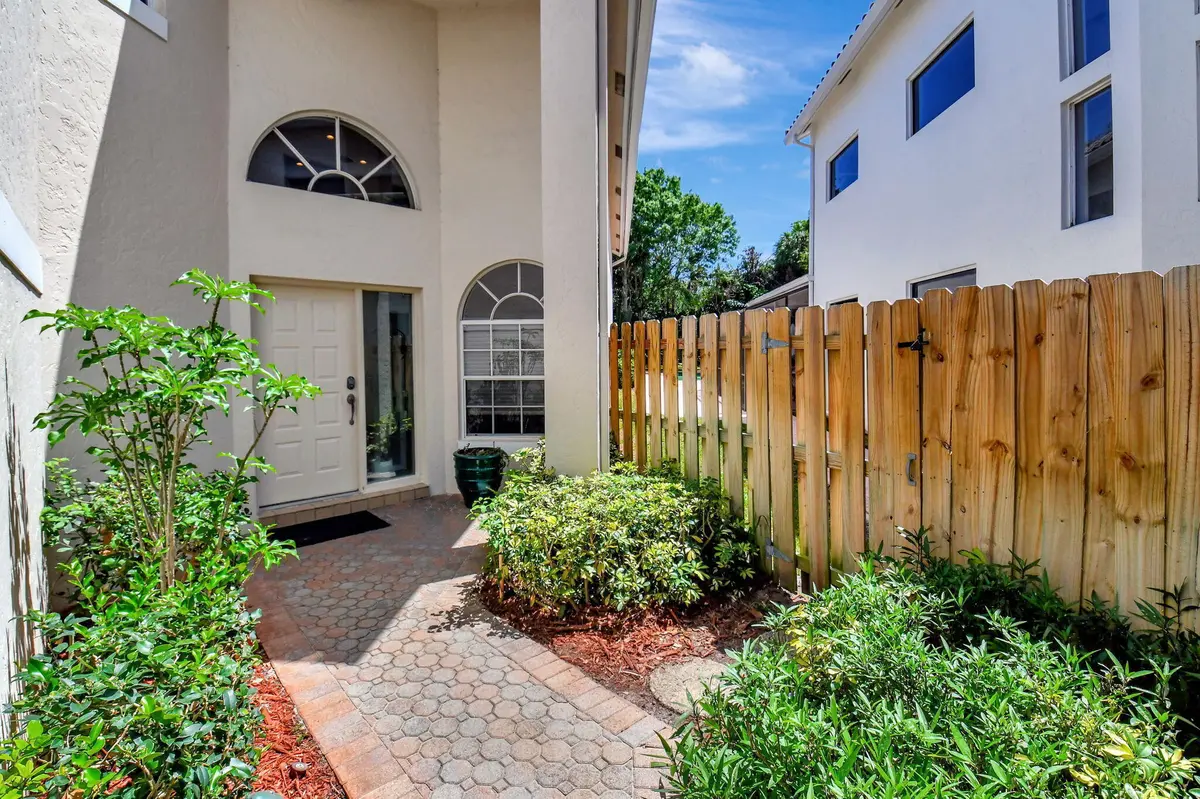 2462 NW 66th Drive, Boca Raton, FL – photo 4