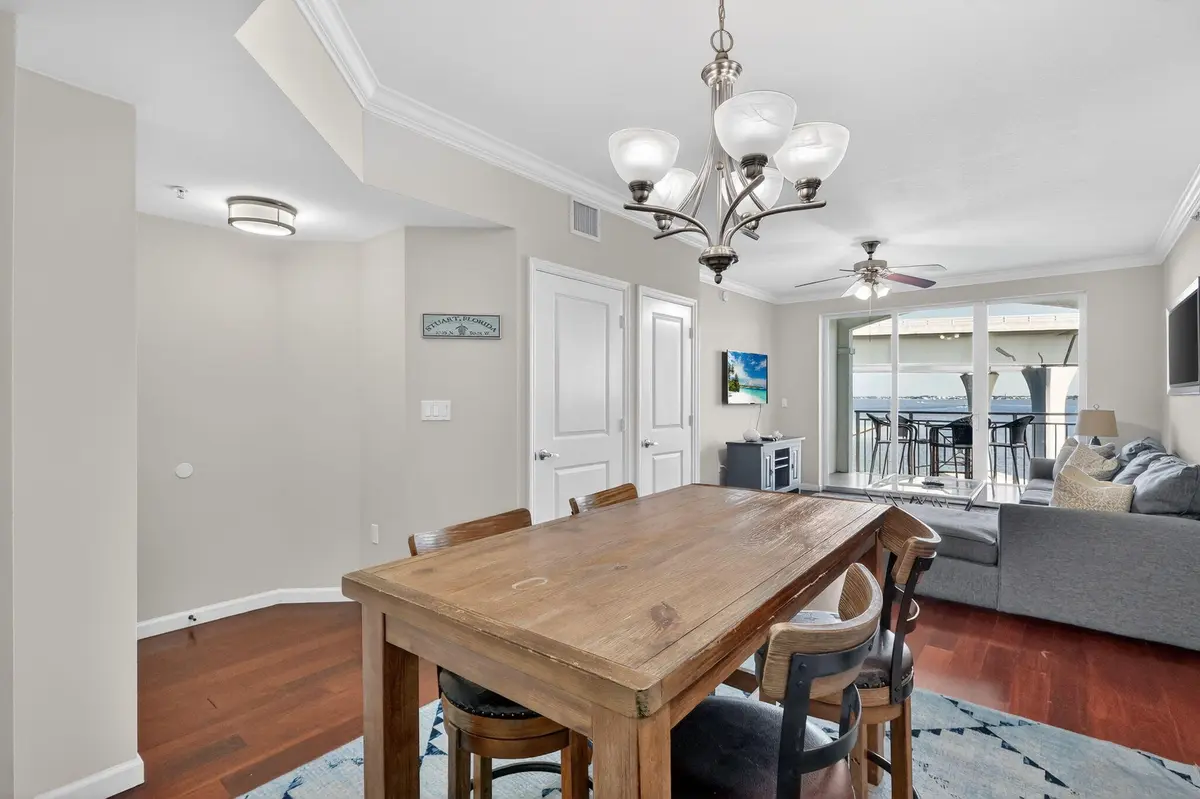 Dining Area at 415 NW Flagler Avenue 403, Stuart