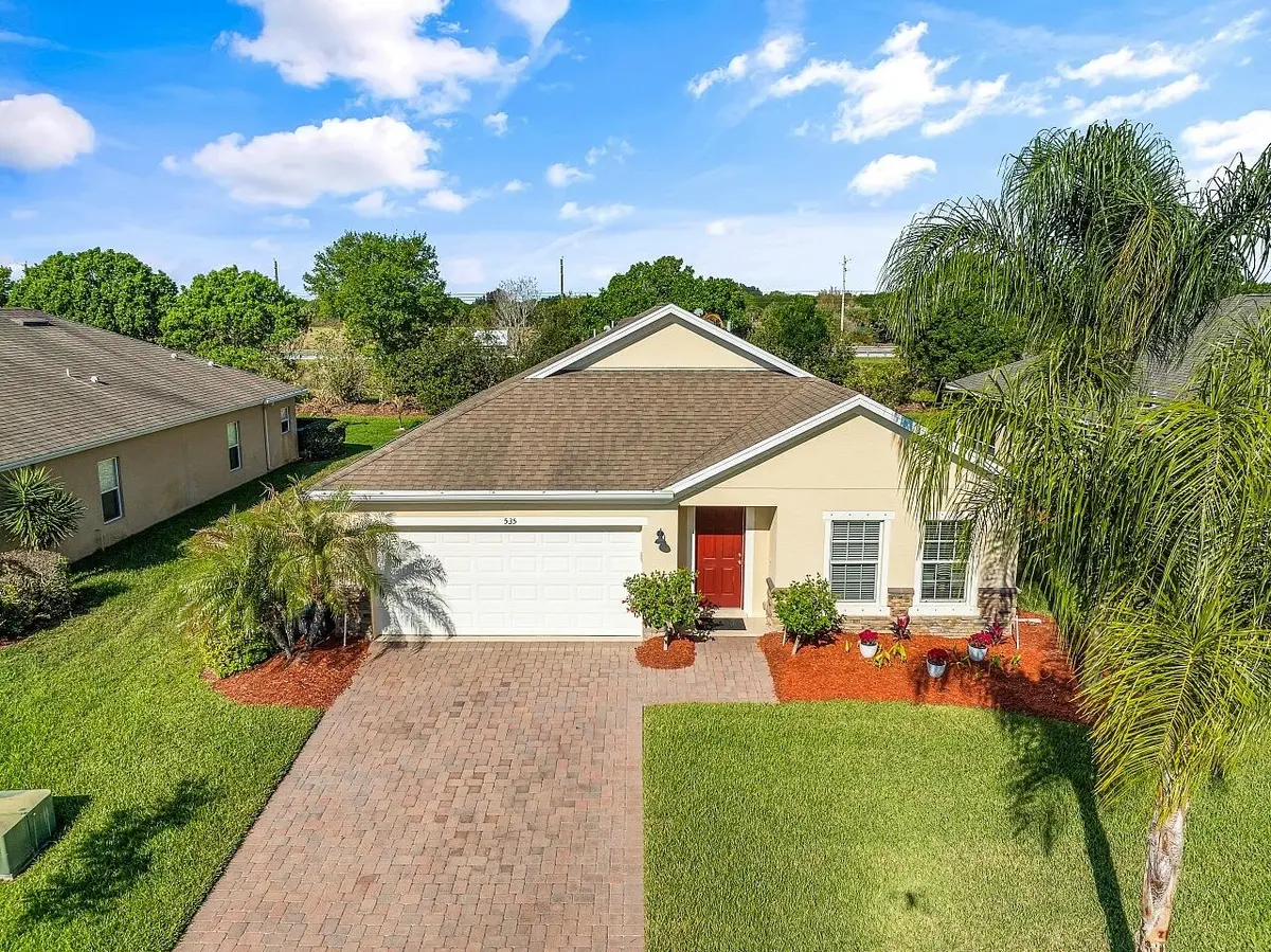 535-Valencia-Cir-SW-HigMedia-001-1280 at 535 Valencia Circle, Vero Beach