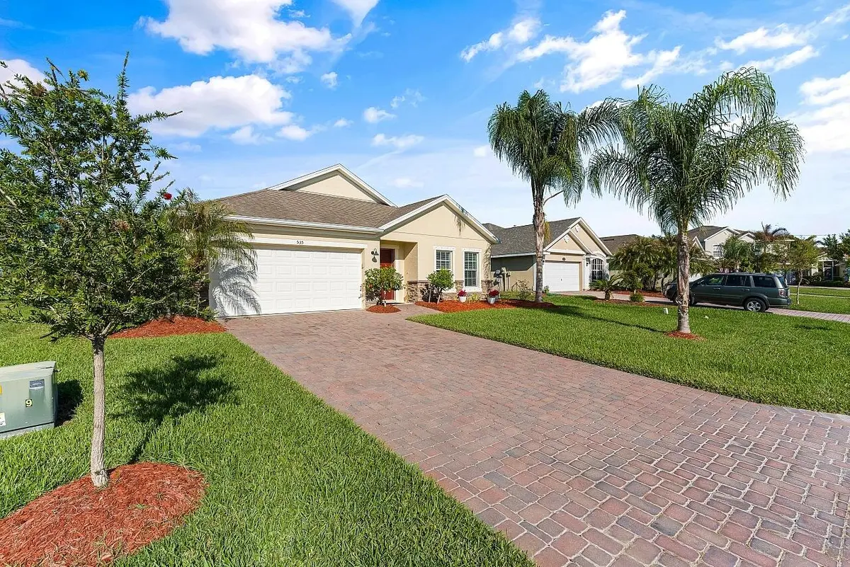 535-Valencia-Cir-SW-HigMedia-008-1280 at 535 Valencia Circle, Vero Beach