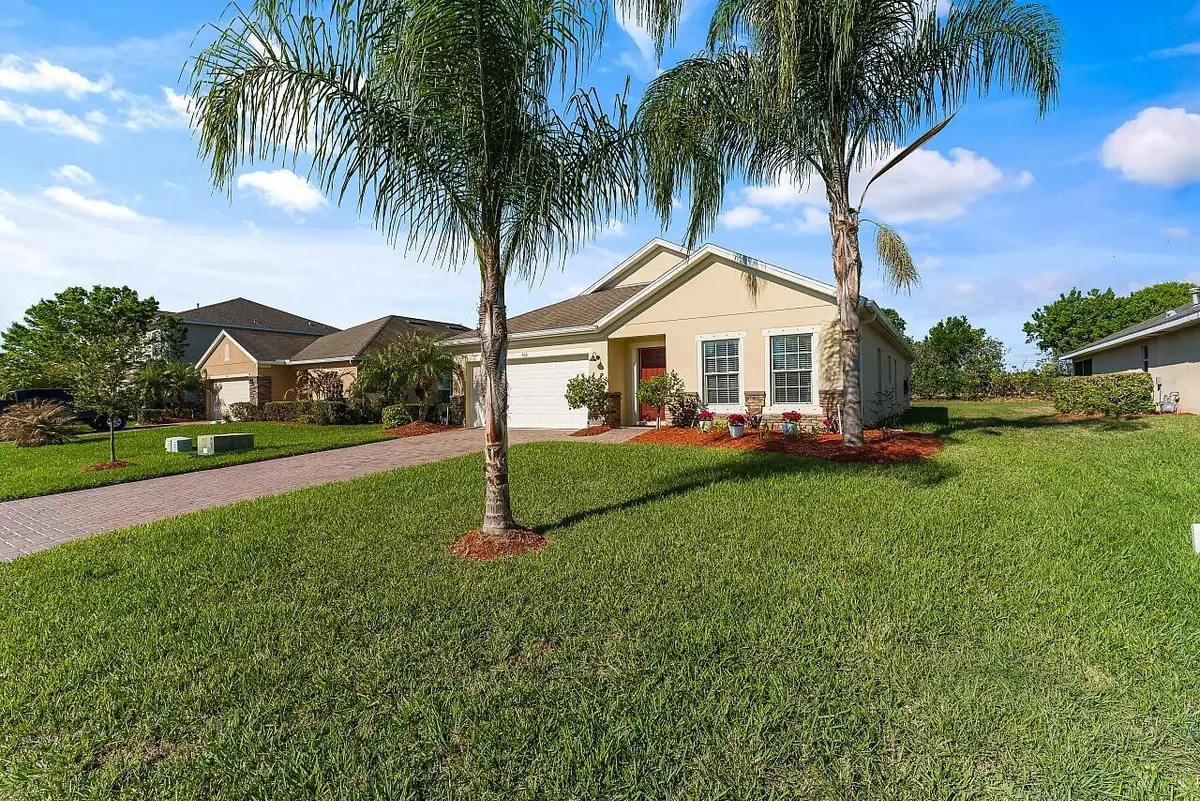 535-Valencia-Cir-SW-HigMedia-009-1280 at 535 Valencia Circle, Vero Beach