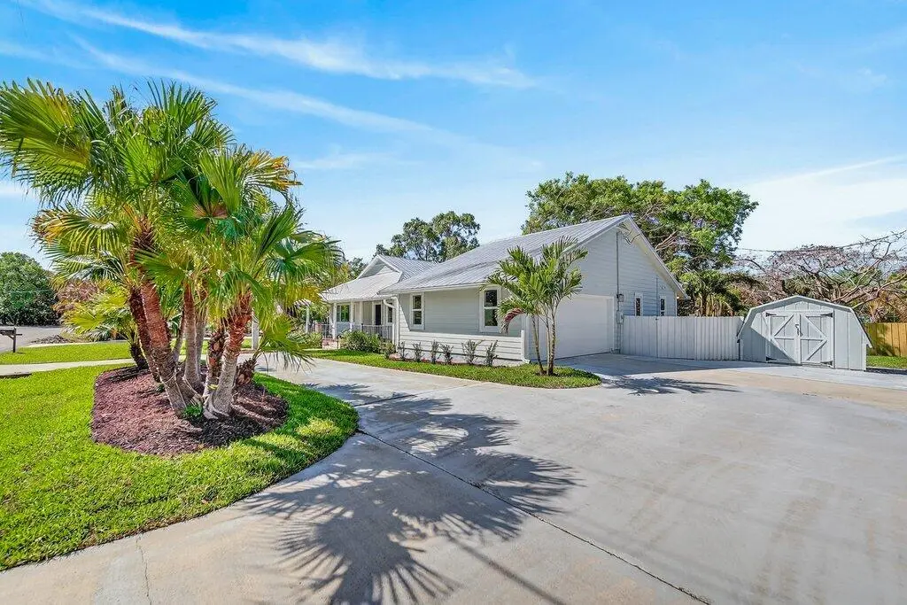 front2.jpg-SMALL at 2366 SE Country Club Lane, Stuart