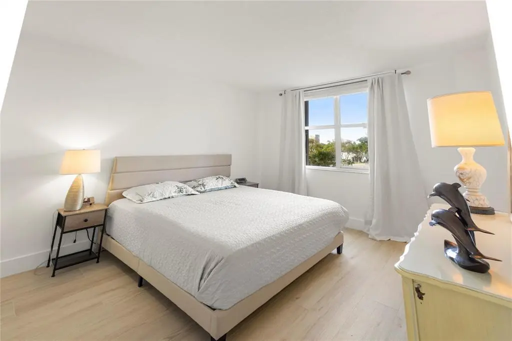 Master Bedroom at 2000 S Ocean Boulevard 2p, Lauderdale-By-The-Sea