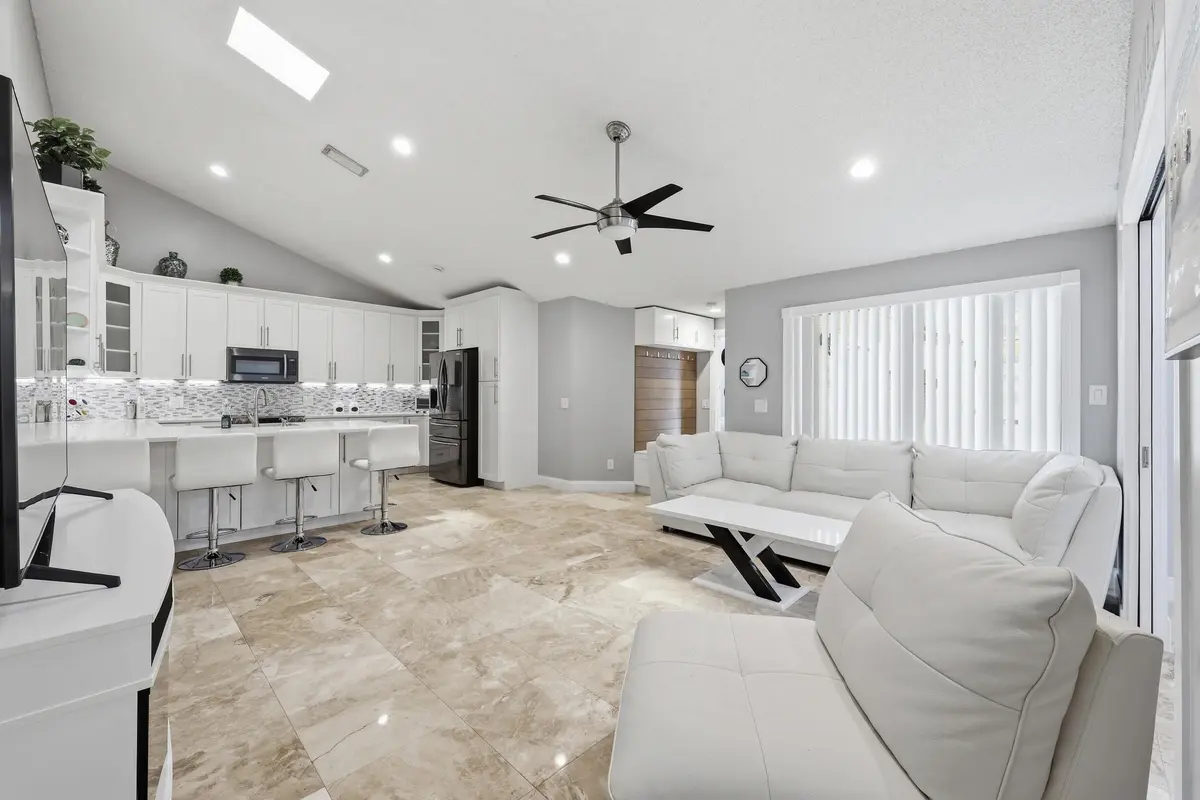 7_8p3a4270 at 5460 Eagle Lake Drive 72b, Palm Beach Gardens