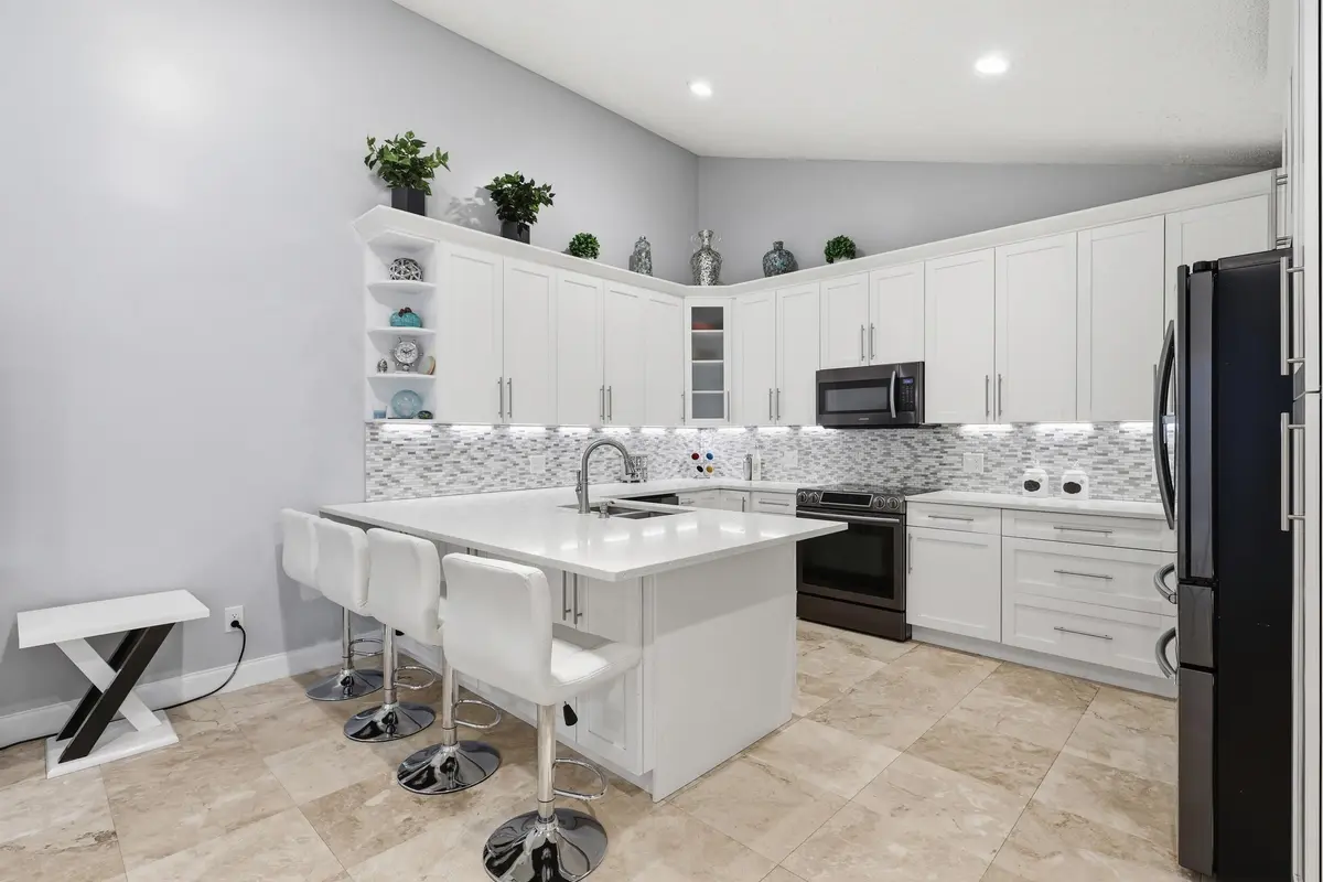 9_8p3a4280 at 5460 Eagle Lake Drive 72b, Palm Beach Gardens