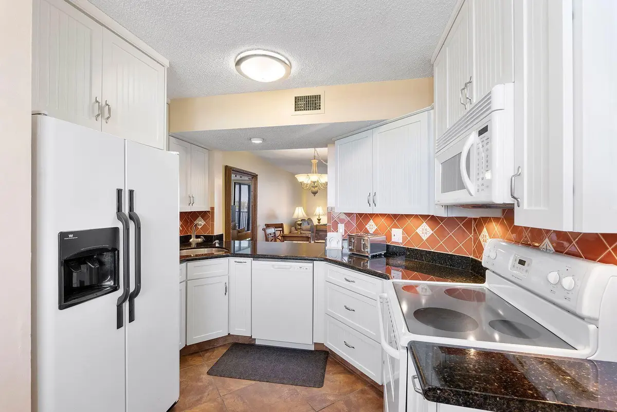 116D at 116 Lake Emerald Drive 403, Oakland Park