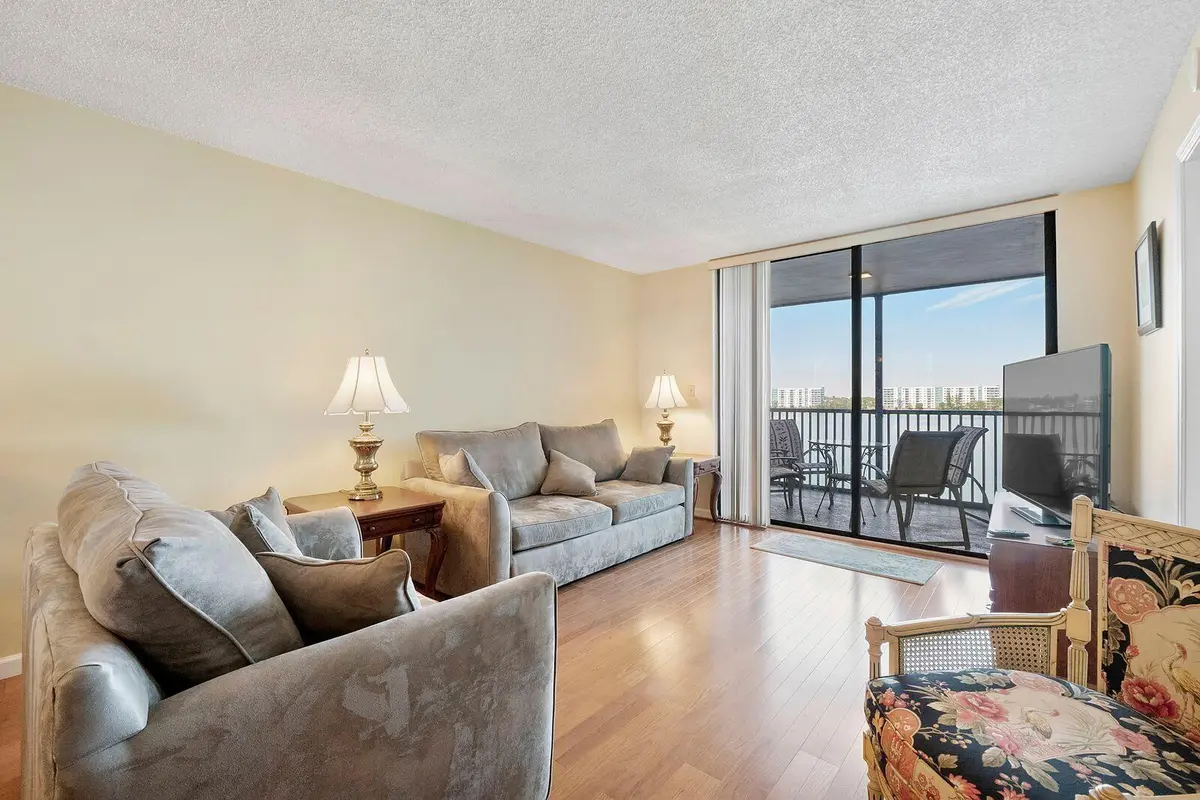 116B at 116 Lake Emerald Drive 403, Oakland Park