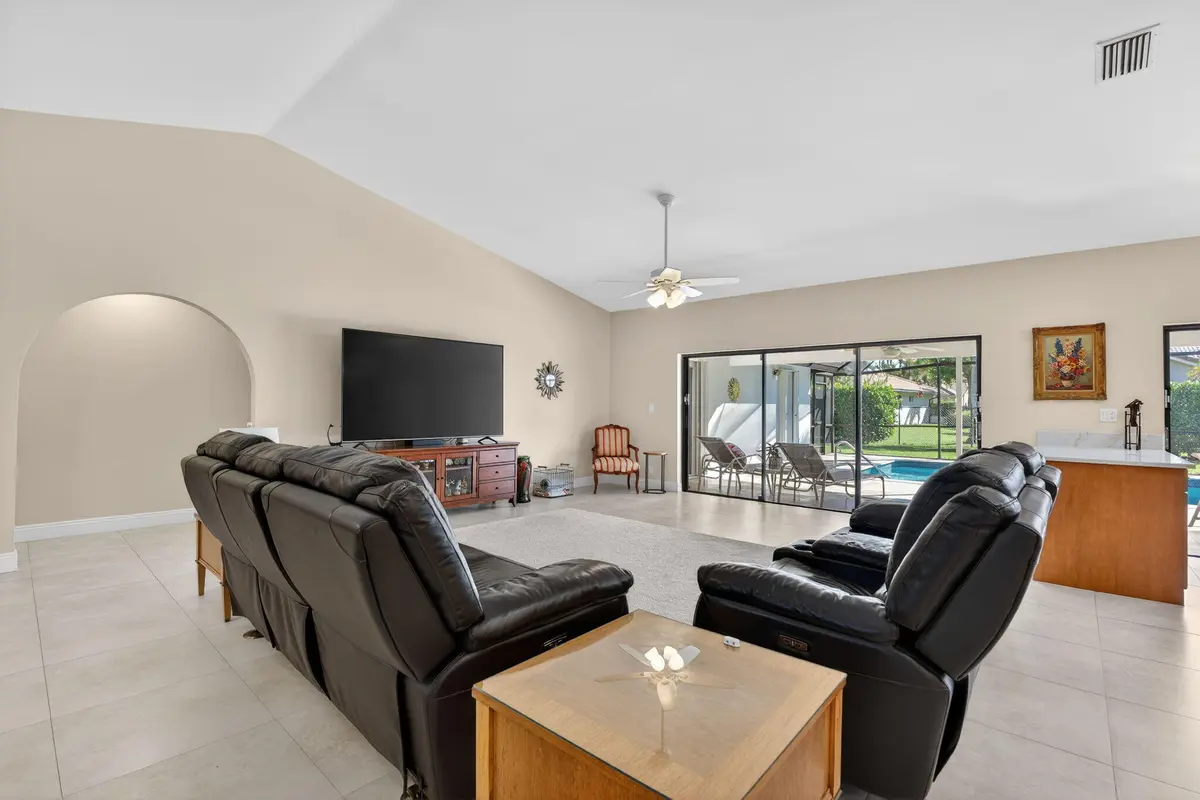 9-web-or-mls-DSC00984 at 5111 NW 85th Road, Coral Springs
