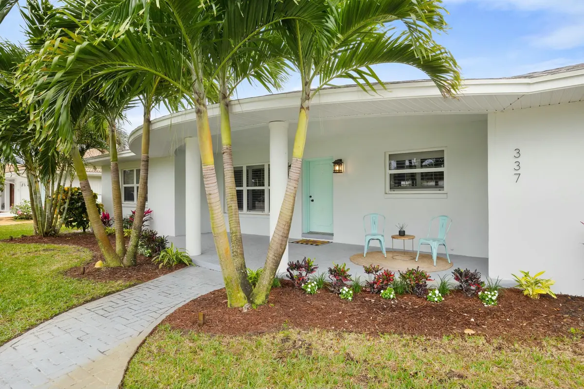 tempImage1N7UEN at 337 Fairway, Tequesta