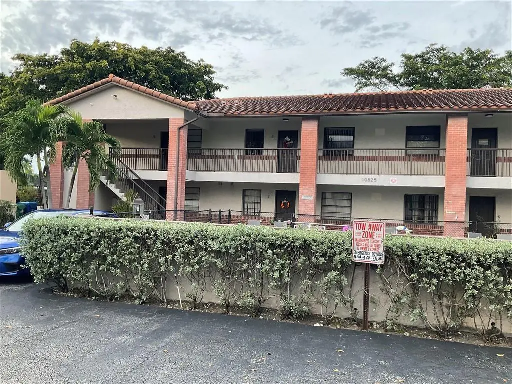 ROYAL FRONT at 10825 Royal Palm Boulevard 1-8, Coral Springs
