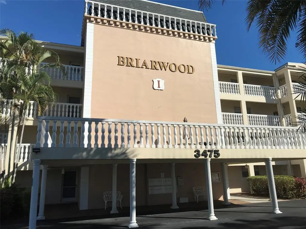 building at , Coral Springs