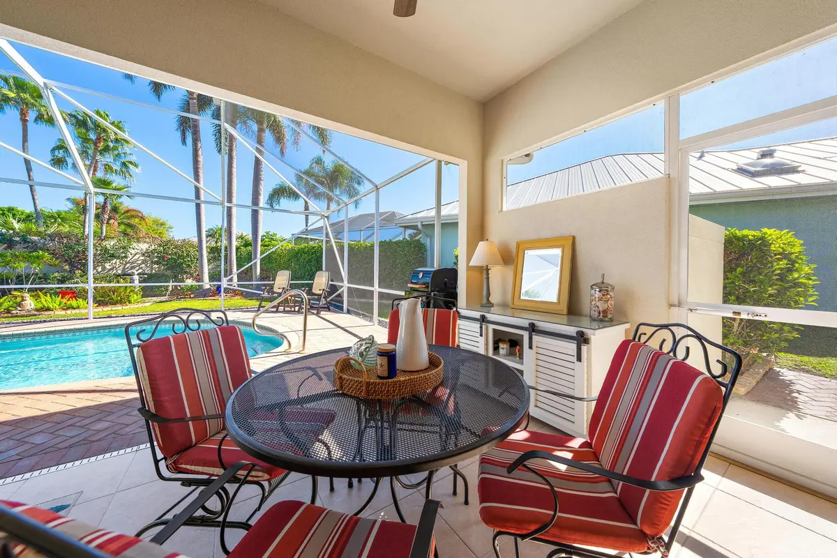 2215 SW Mayflower Dr at 2215 SW Mayflower Drive, Palm City