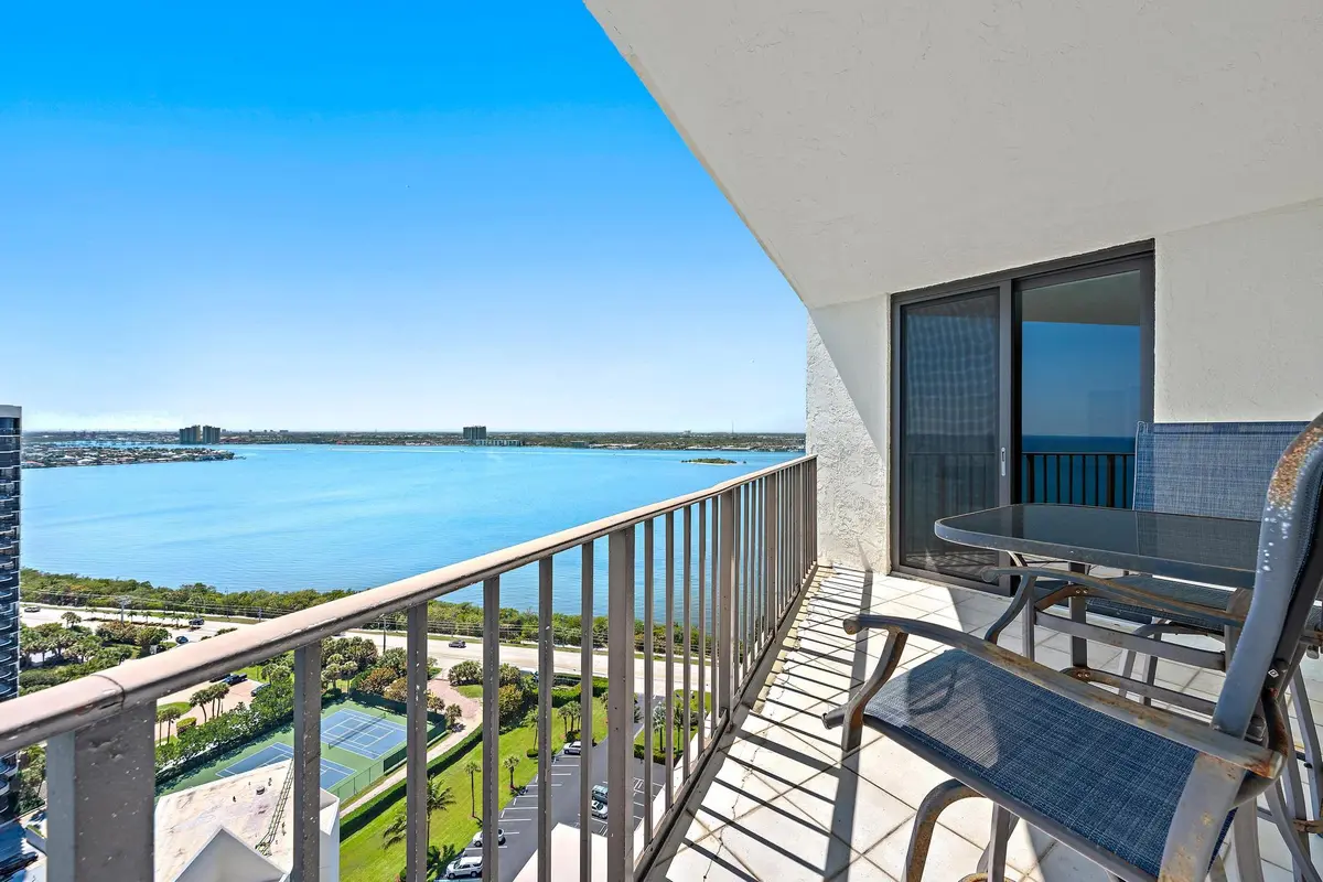 Covered balcony at 5420 N Ocean Drive Ph2, Riviera Beach