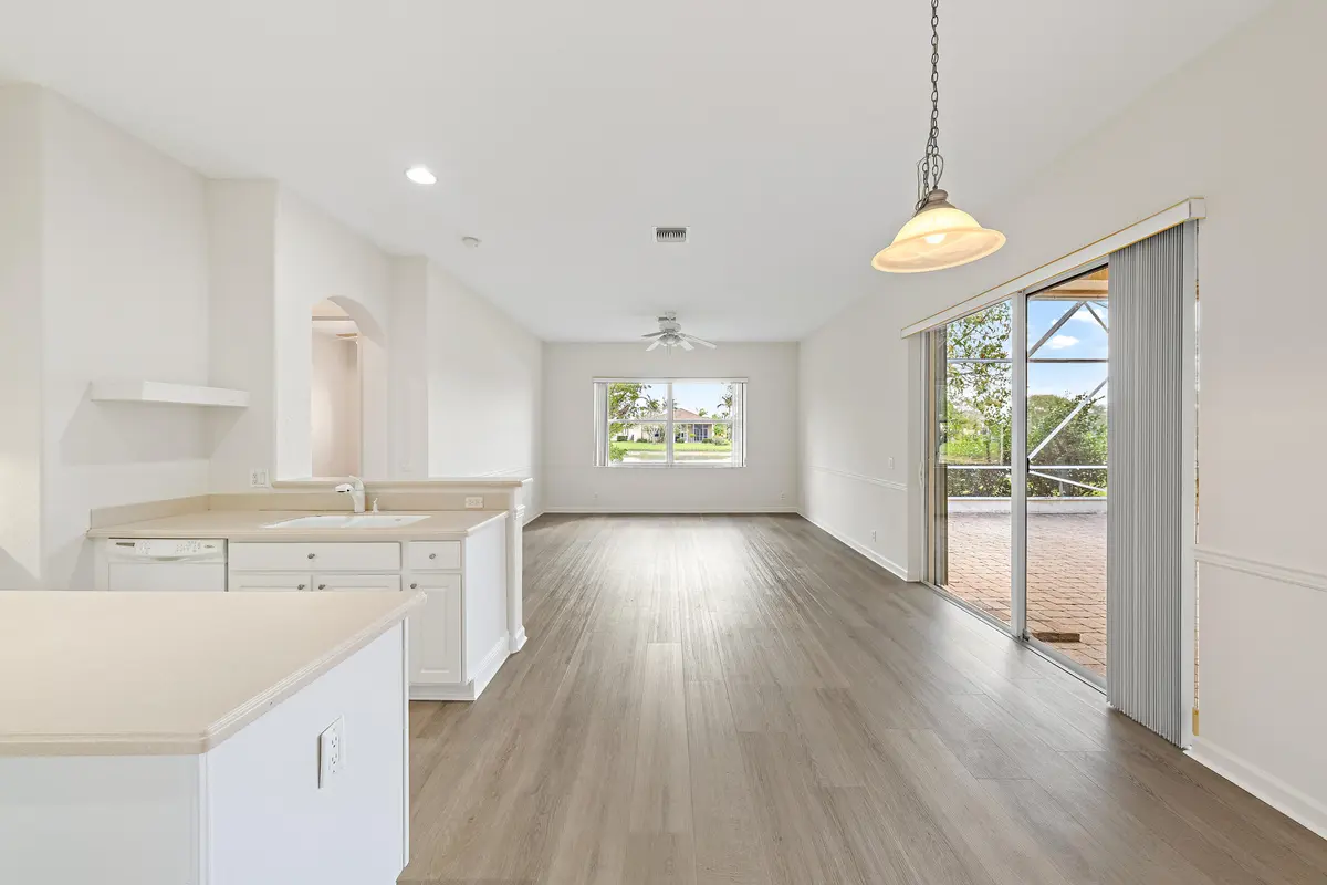 Breakfast Area at 9531 Lantern Bay Circle, West Palm Beach