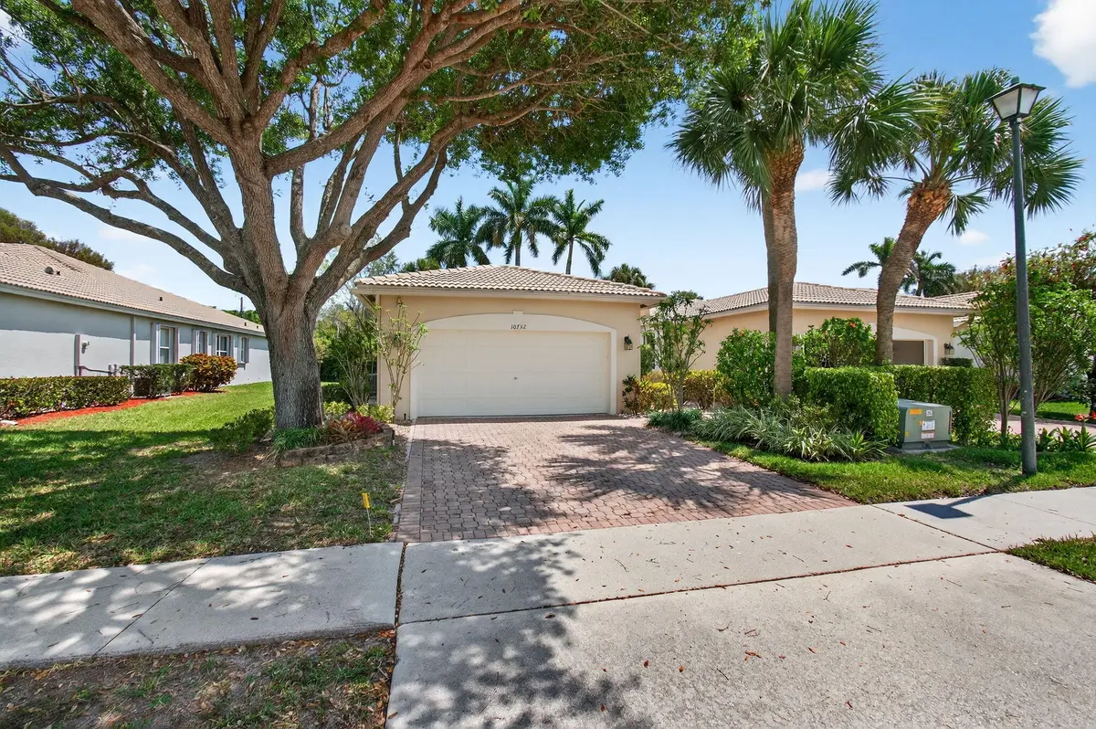 2-web-or-mls-DSC_9672 at 10732 Royal Caribbean Circle, Boynton Beach