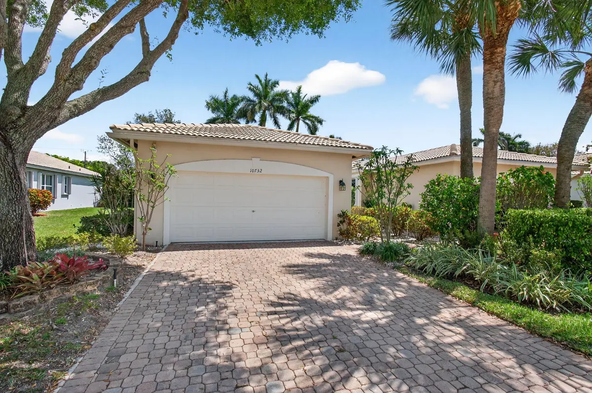5-web-or-mls-DSC_9702 at 10732 Royal Caribbean Circle, Boynton Beach