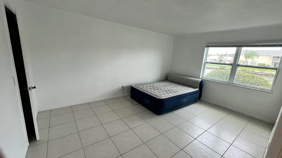 IMG_6430 at 1860 Robalo Drive 104, Vero Beach