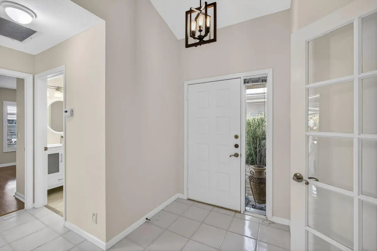 Inside Front Door at 283 Canterbury Drive, Palm Beach Gardens