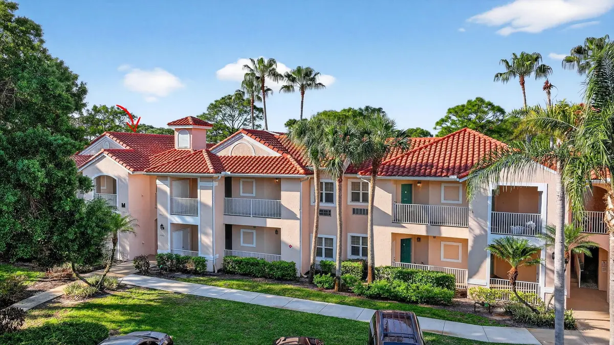 Corner Condo at 9913 Perfect Drive, Port St. Lucie