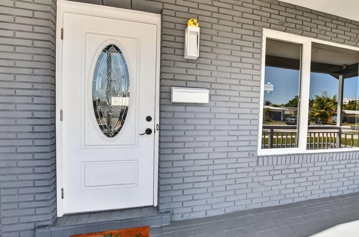 Front Entry at 257 SW 5th Street, Boca Raton