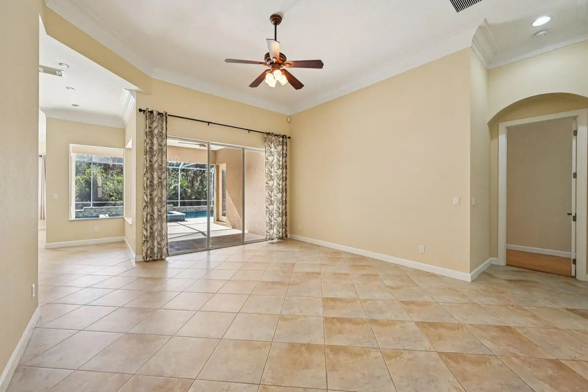 7-web-or-mls-SW Bellflower Ct-S2503-007 at 5588 SW Bellflower Court, Palm City
