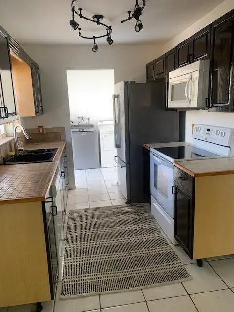 Kitchen at 512 Biscayne Drive, West Palm Beach