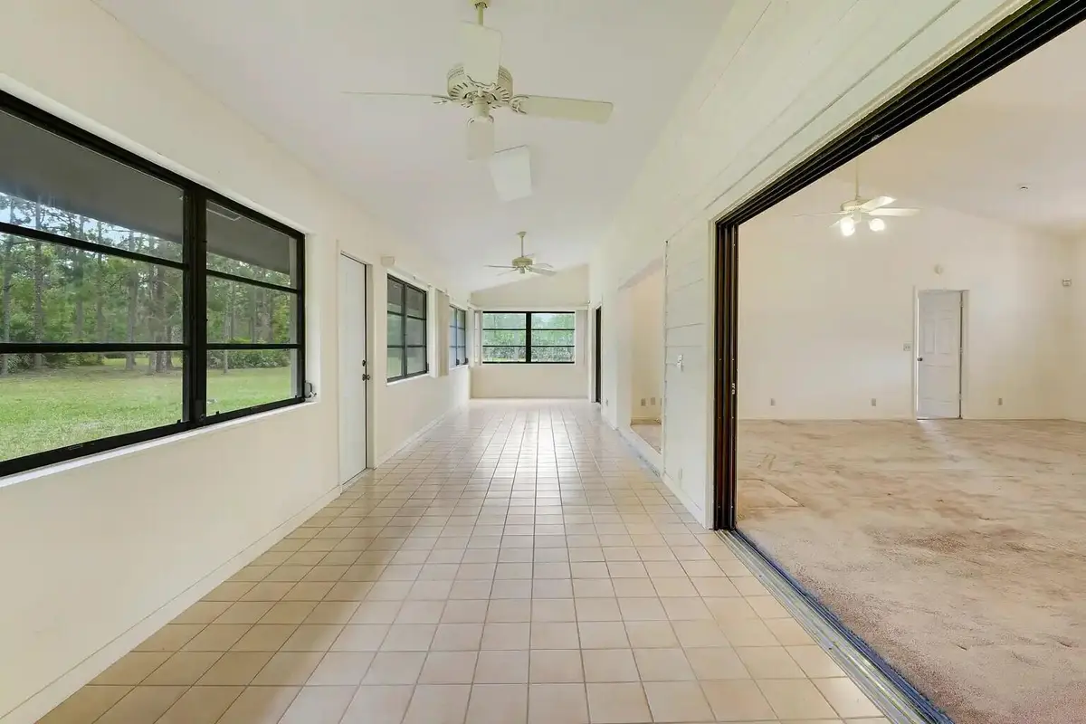 Sunroom at 12771 Mallard Creek Drive, Palm Beach Gardens