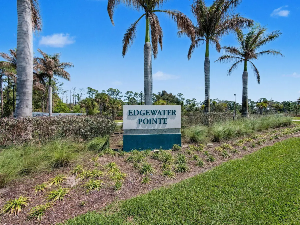Edgewater Pointe at 5747 SE Edgewater Circle, Stuart