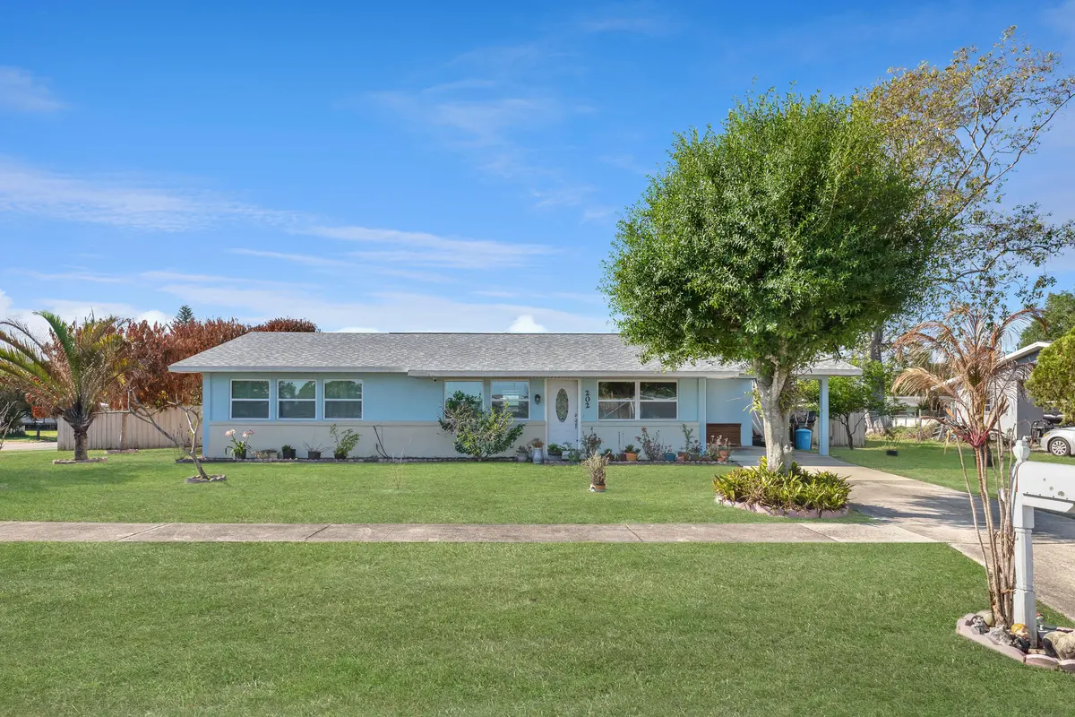 5D4P0394 at 202 SW Dabney Drive, Port St. Lucie