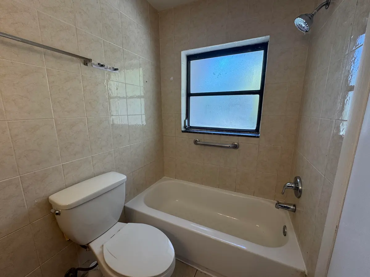 IMG_2857 at 10987 Royal Palm Boulevard 9, Coral Springs