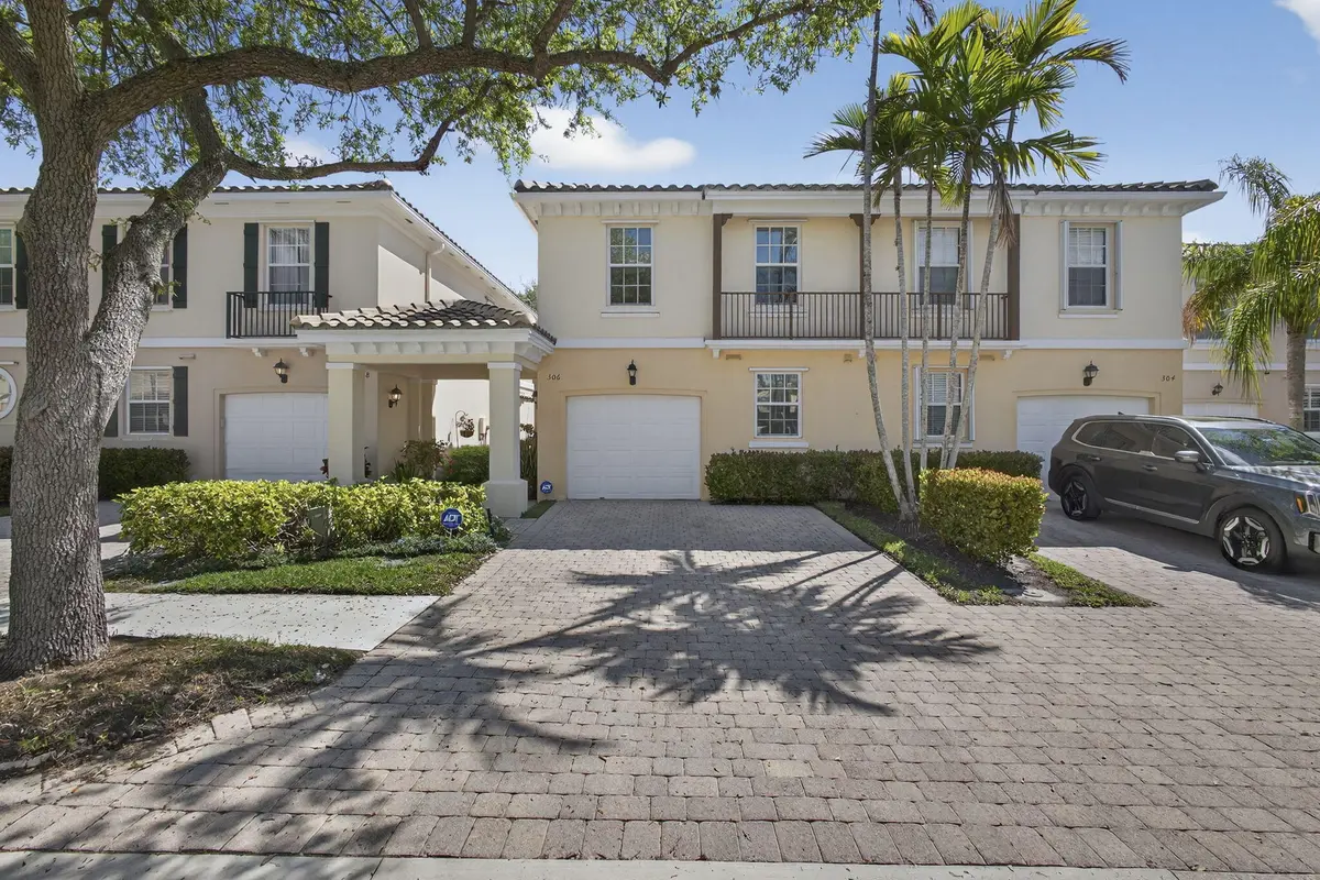 2-web-or-mls-BS1A8358 at 306 Salinas Drive, Palm Beach Gardens