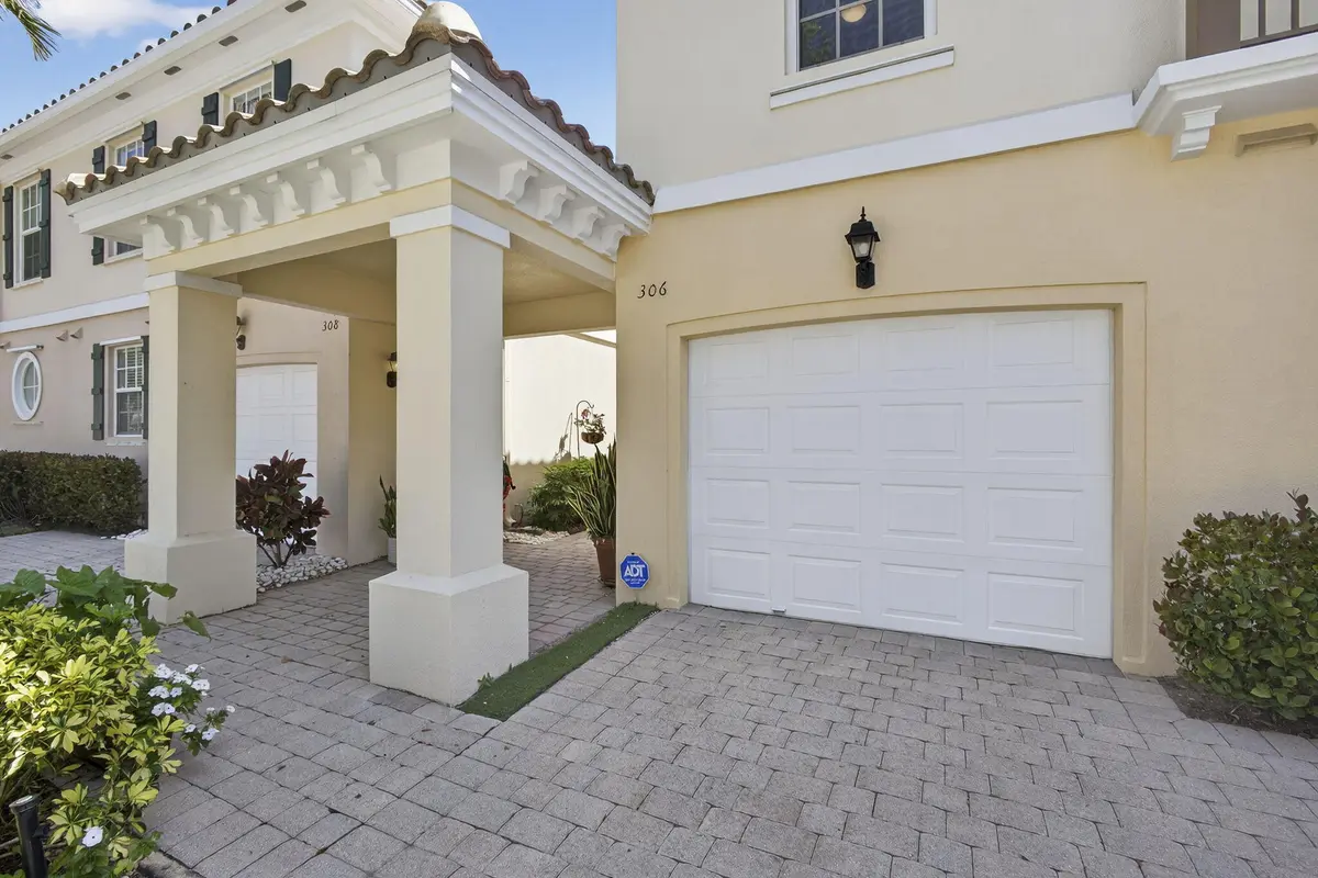 4-web-or-mls-BS1A8367 at 306 Salinas Drive, Palm Beach Gardens