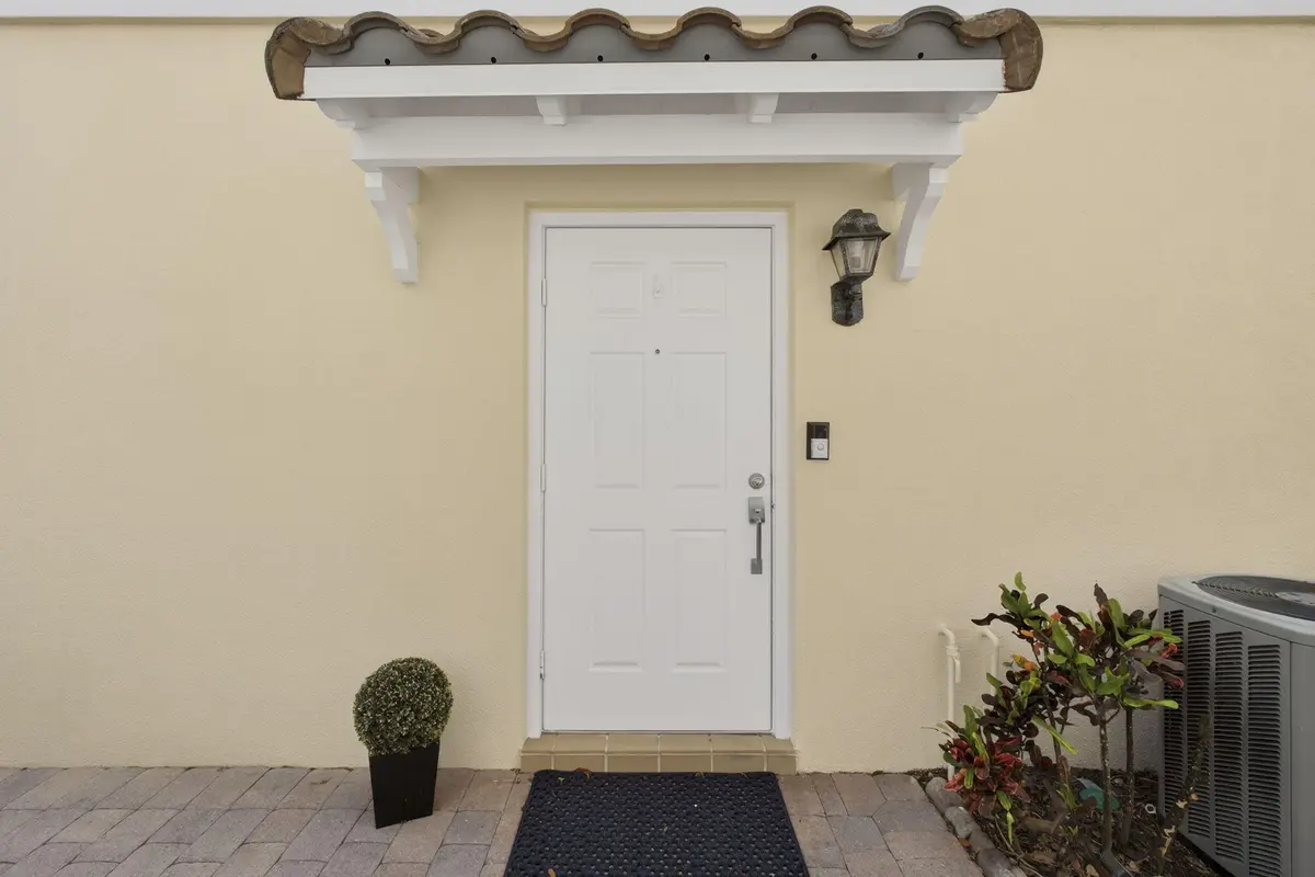 8-web-or-mls-BS1A8387 at 306 Salinas Drive, Palm Beach Gardens